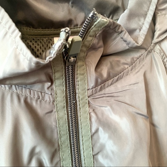 ATHLETIC WORKS Hooded Kids’ Lightweight Rain Jacket—SZ. L (12-14) - Picture 11 of 15